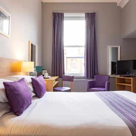The Caledonian New Southlands Hotel Σκάρμπορο Δωμάτιο φωτογραφία